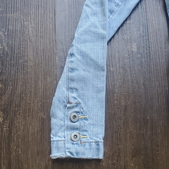 💙🤍 SALE!! Z. CAVARICCI Jean Jacket🤍💙 - Picture 4 of 8